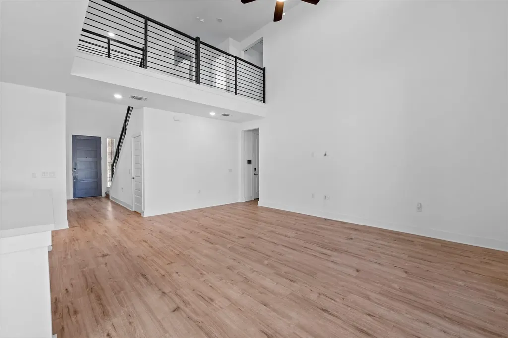 7909 Edmondson Bend Austin TX 78744