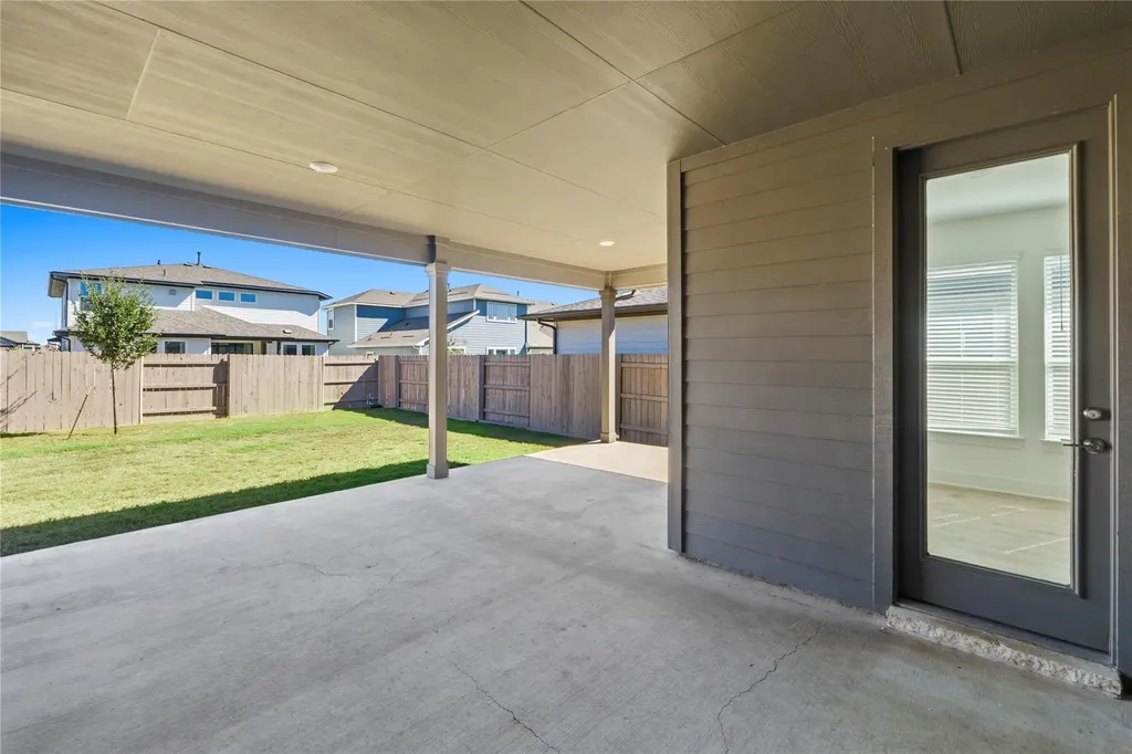 7909 Edmondson Bend Austin TX 78744
