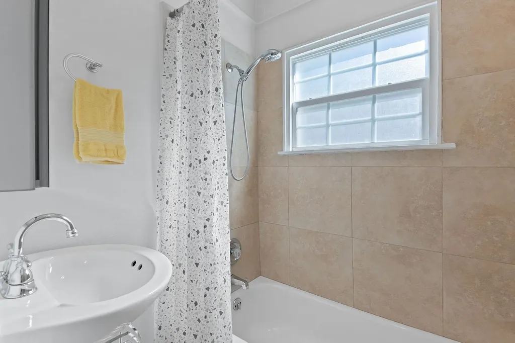 4611 Rosedale Avenue Austin TX 78756