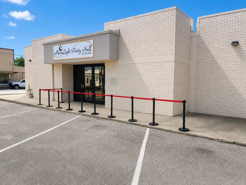 101 N 4th Street Lometa TX 76853