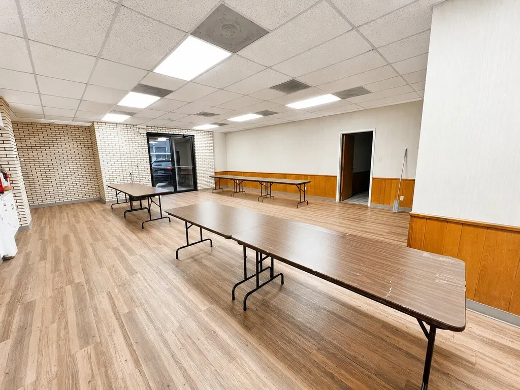 101 N 4th Street Lometa TX 76853