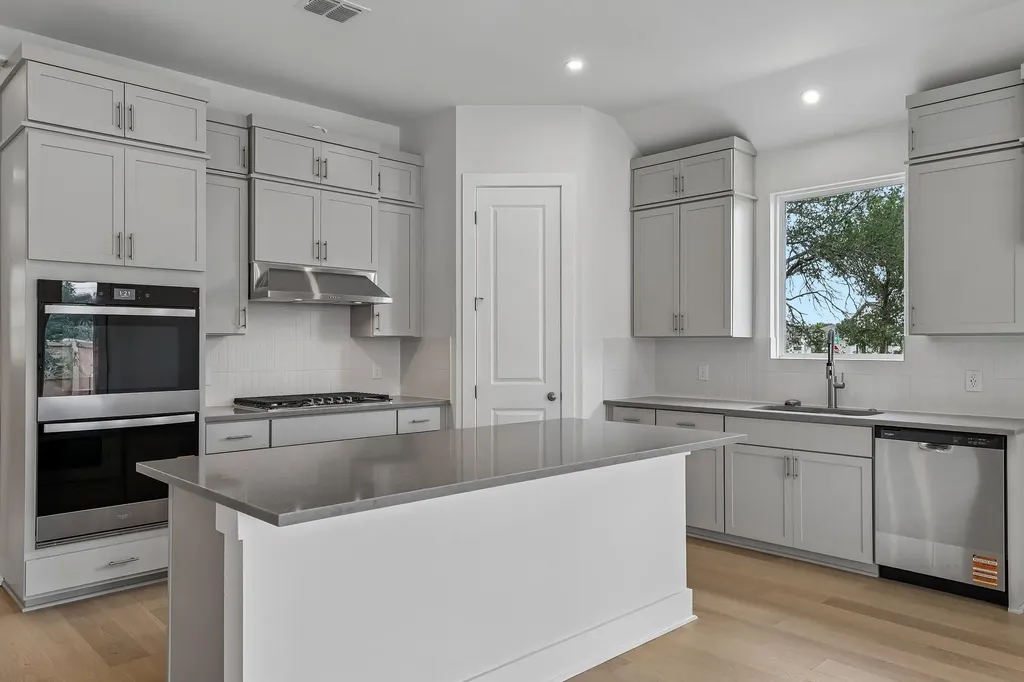 135 Comfort Drive Buda TX 78610