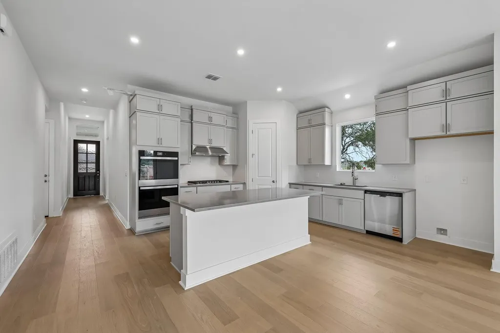 135 Comfort Drive Buda TX 78610