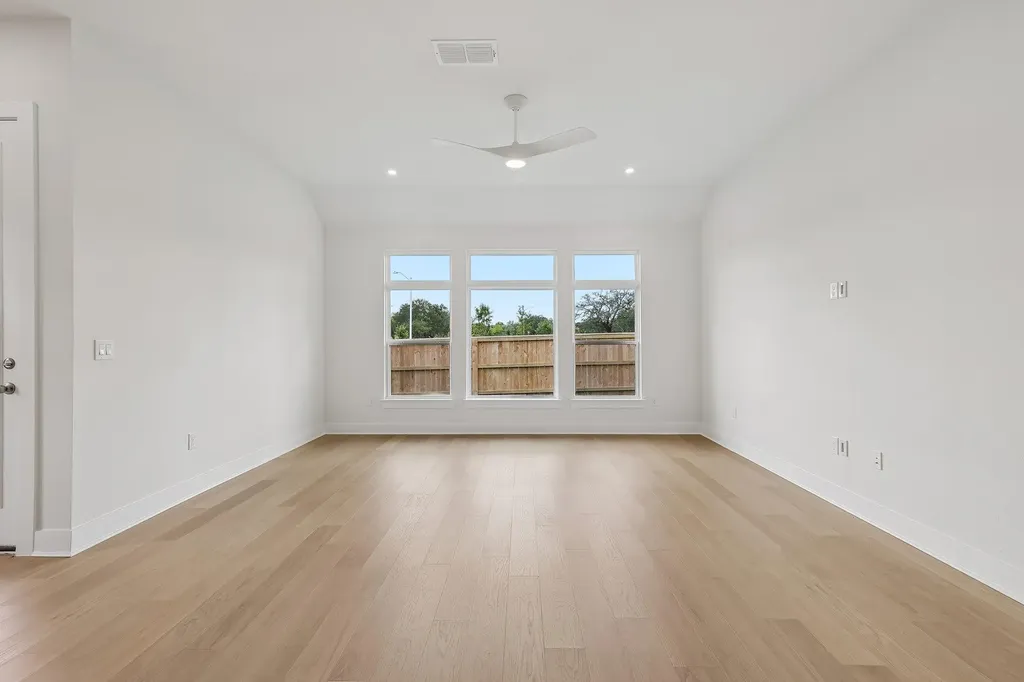 135 Comfort Drive Buda TX 78610
