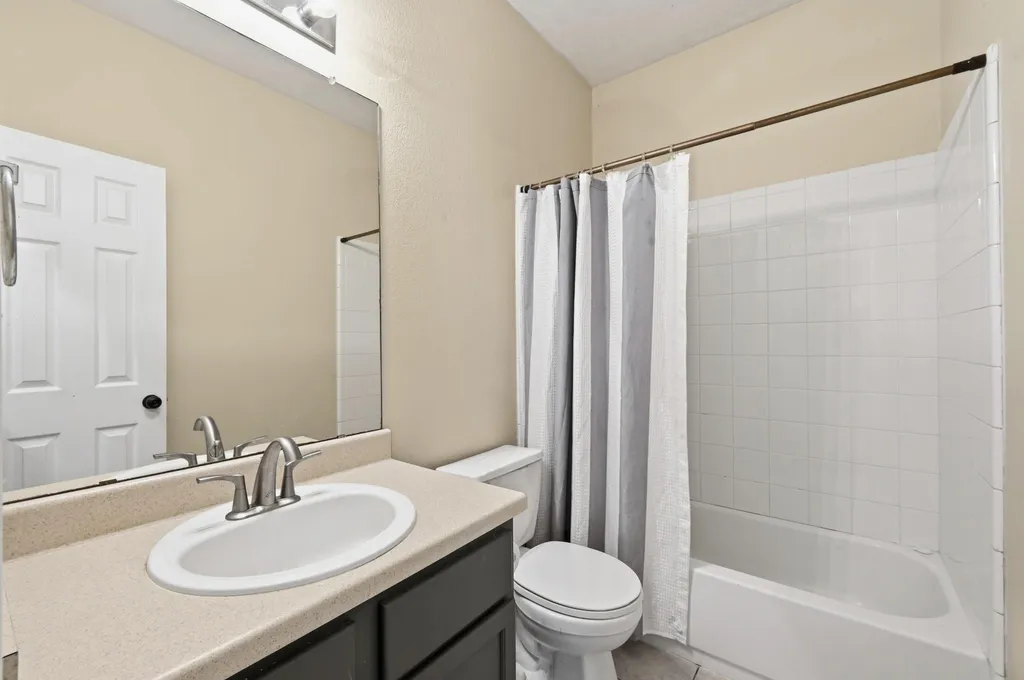 3008 Aftonshire Way Austin TX 78748