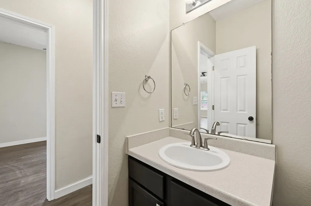 3008 Aftonshire Way Austin TX 78748