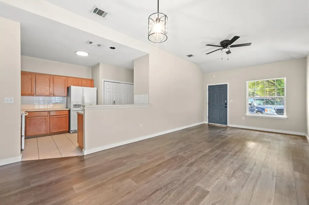 3008 Aftonshire Way Austin TX 78748
