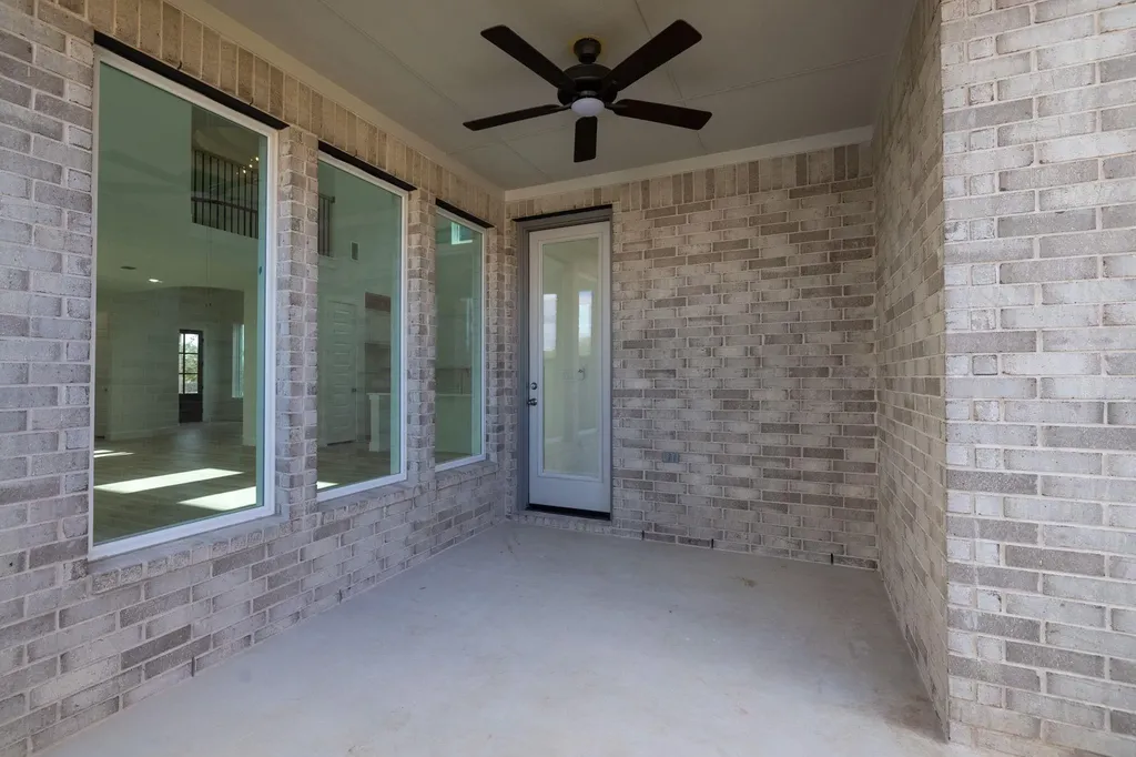 137 Emerald Grove Drive Georgetown TX 78633