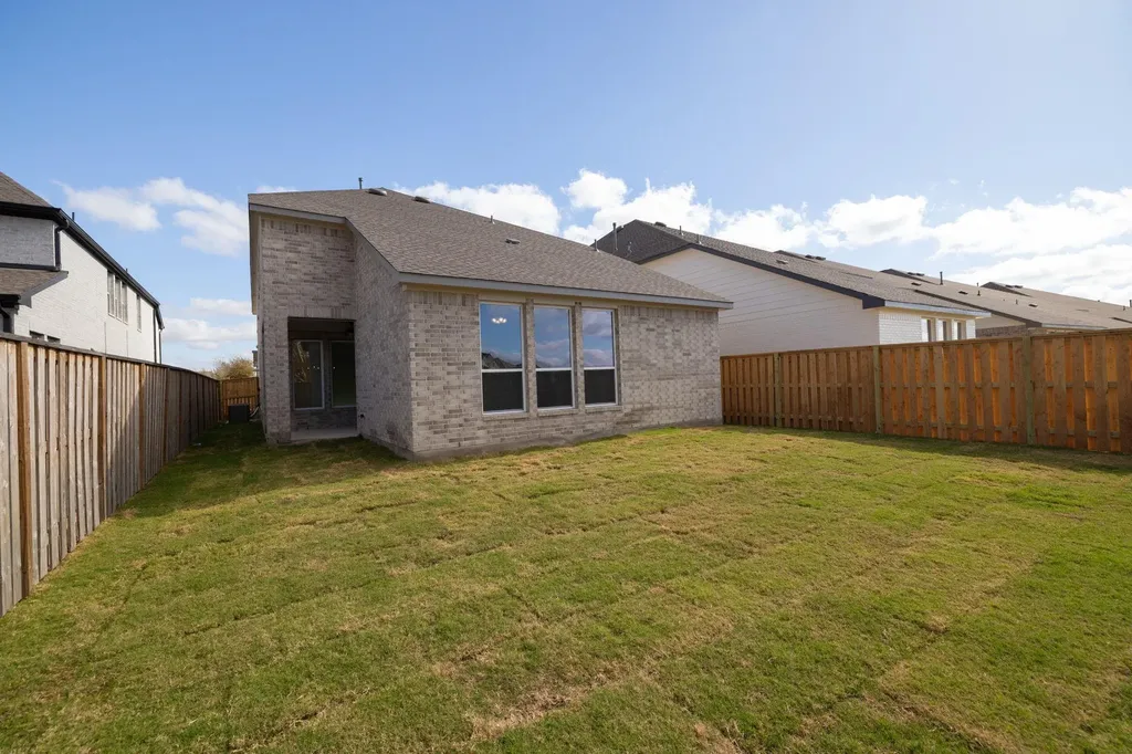 137 Emerald Grove Drive Georgetown TX 78633