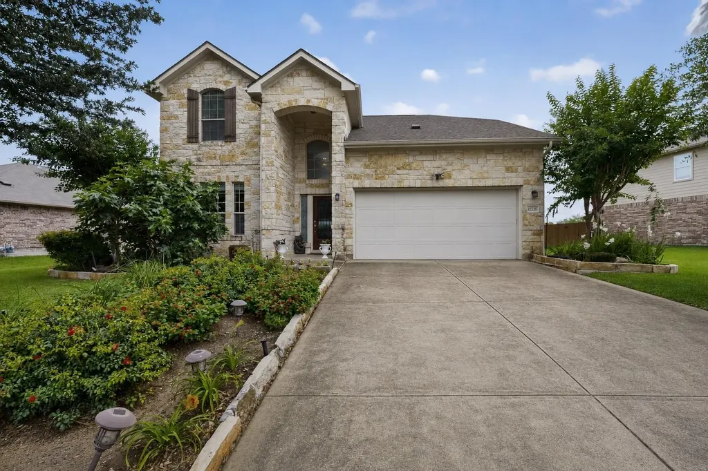11228 Barn Owl Drive Austin TX 78754