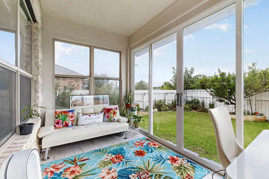 11228 Barn Owl Drive Austin TX 78754