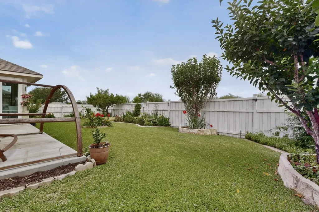 11228 Barn Owl Drive Austin TX 78754
