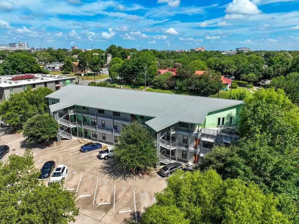 1807 Poquito Street Austin TX 78702