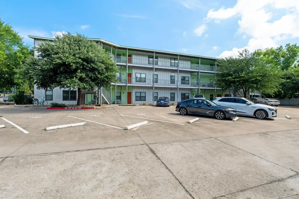 1807 Poquito Street Austin TX 78702