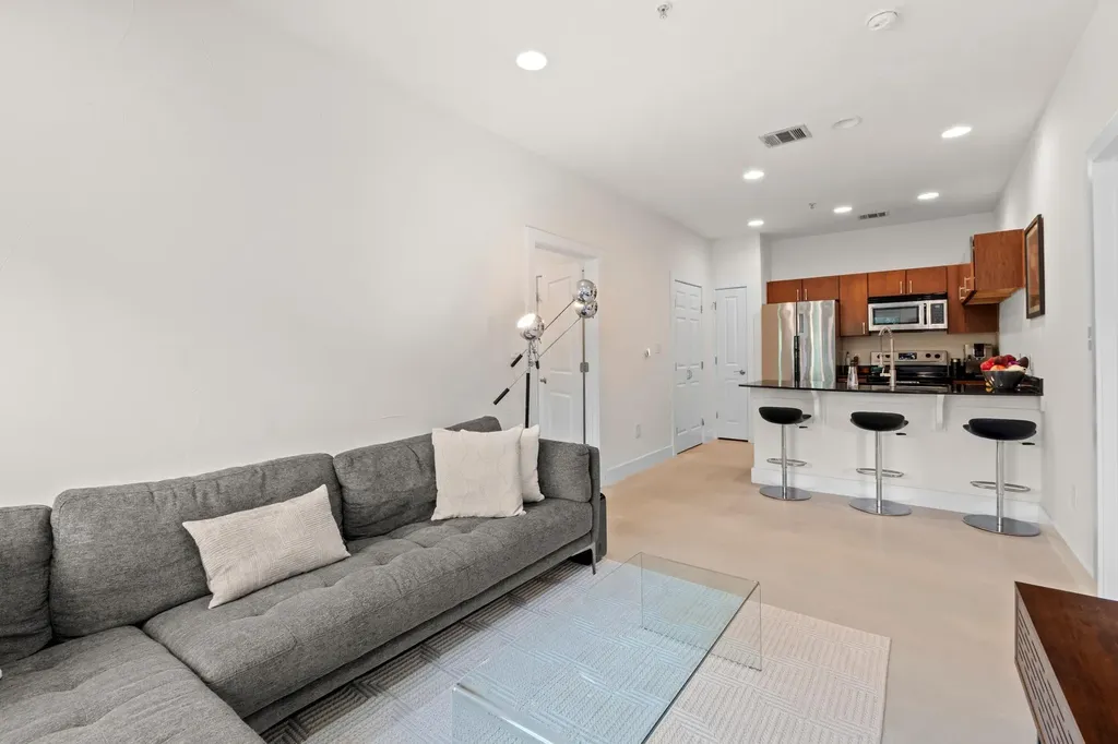 1807 Poquito Street Austin TX 78702