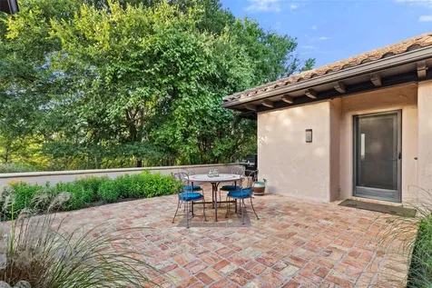 300 Bent Tree Court West Lake Hills TX 78746