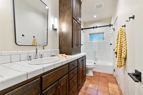 300 Bent Tree Court West Lake Hills TX 78746