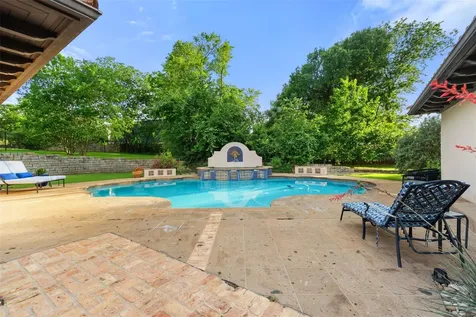 300 Bent Tree Court West Lake Hills TX 78746
