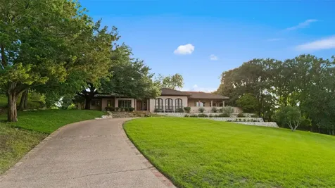 300 Bent Tree Court West Lake Hills TX 78746