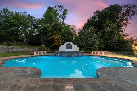 300 Bent Tree Court West Lake Hills TX 78746