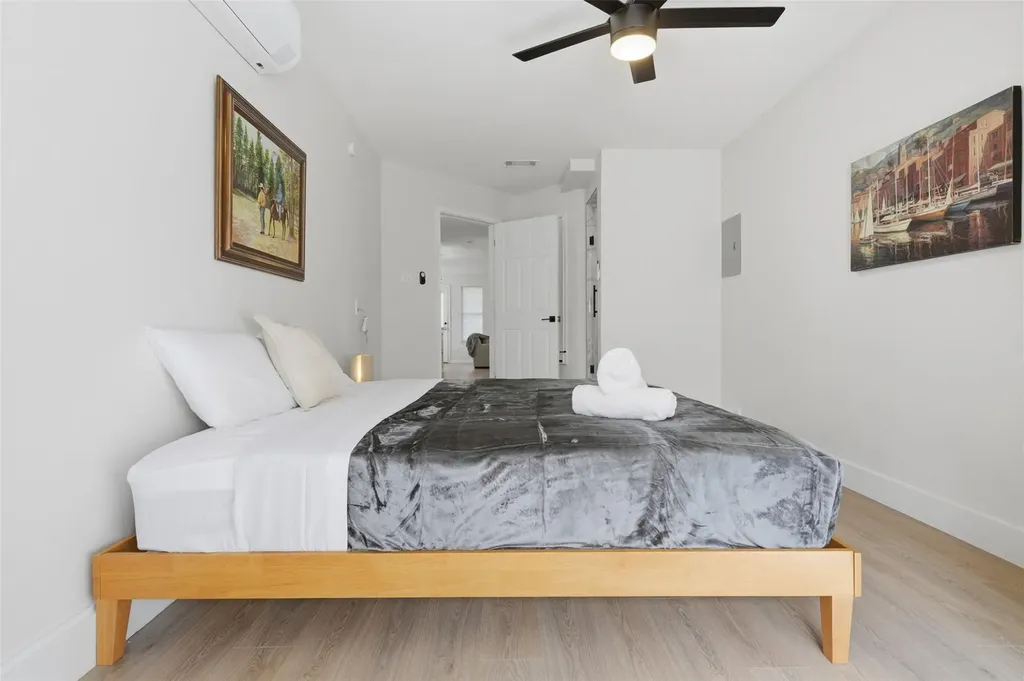 1708 E 17th Street Austin TX 78702