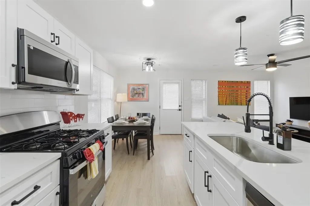 1708 E 17th Street Austin TX 78702