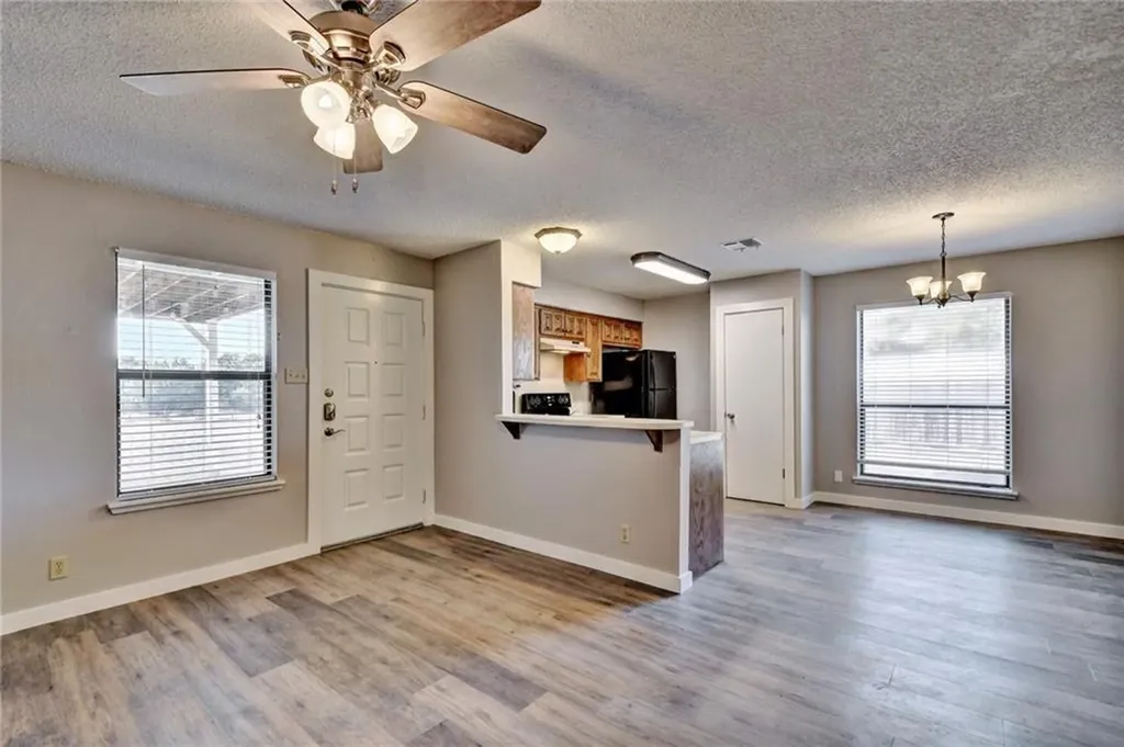 20800 Bonanza Street Lago Vista TX 78645