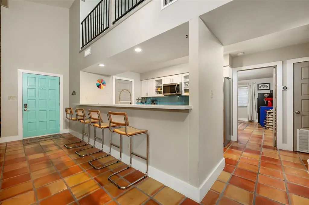 2210 Red Fox Road Austin TX 78734