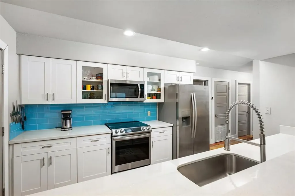 2210 Red Fox Road Austin TX 78734