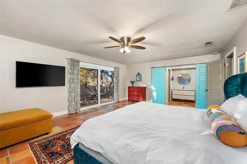 2210 Red Fox Road Austin TX 78734