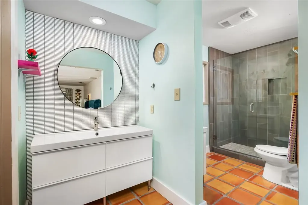 2210 Red Fox Road Austin TX 78734