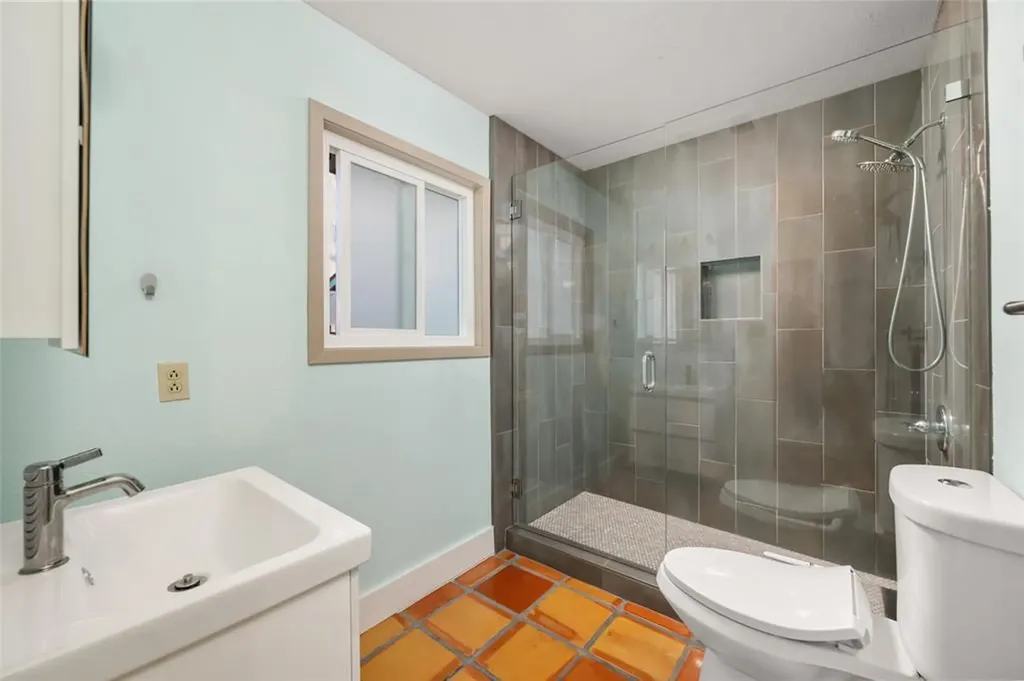 2210 Red Fox Road Austin TX 78734