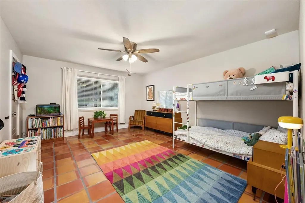 2210 Red Fox Road Austin TX 78734