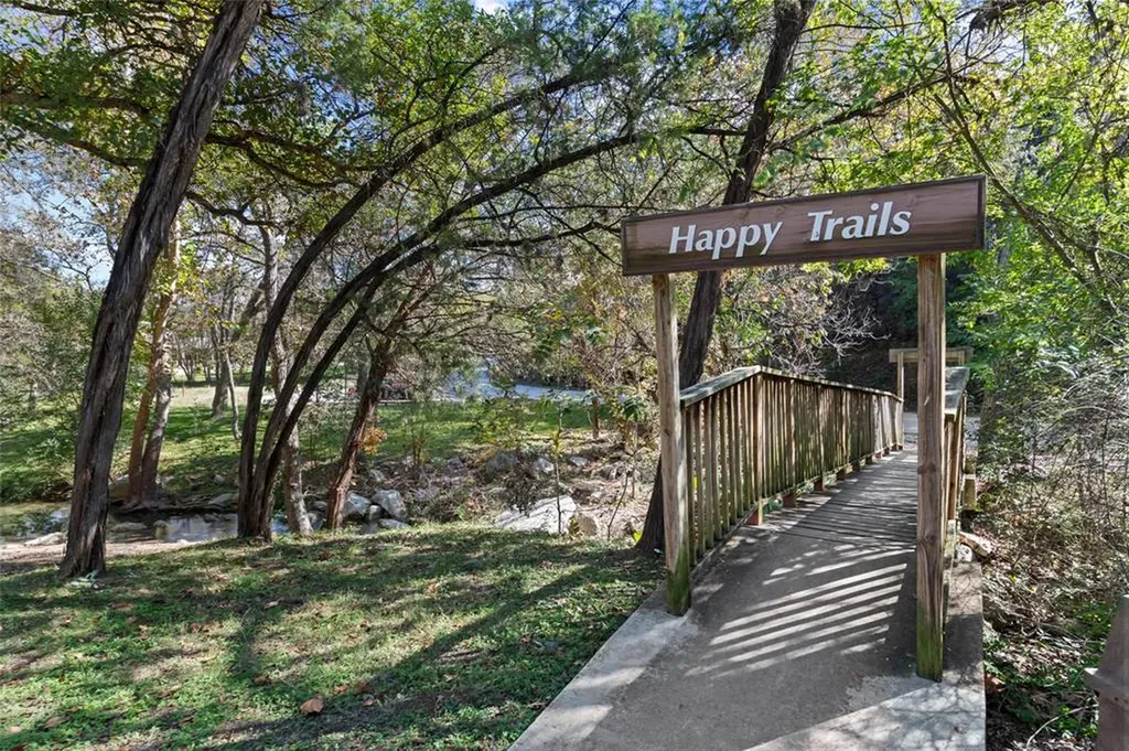 2210 Red Fox Road Austin TX 78734