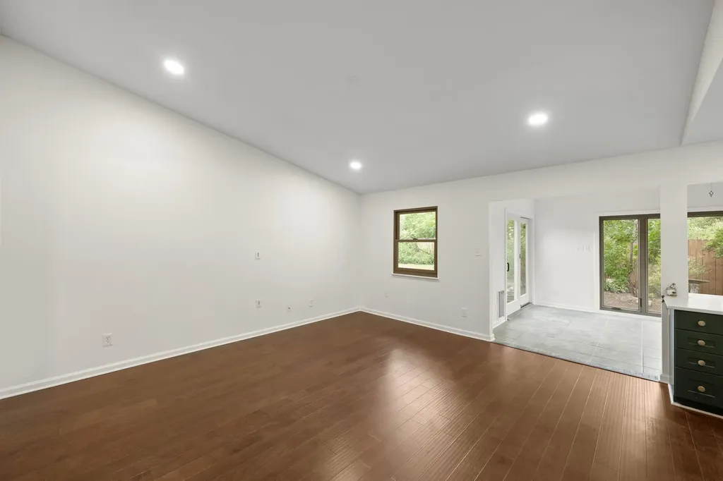 5109 Fort Mason Drive Austin TX 78745