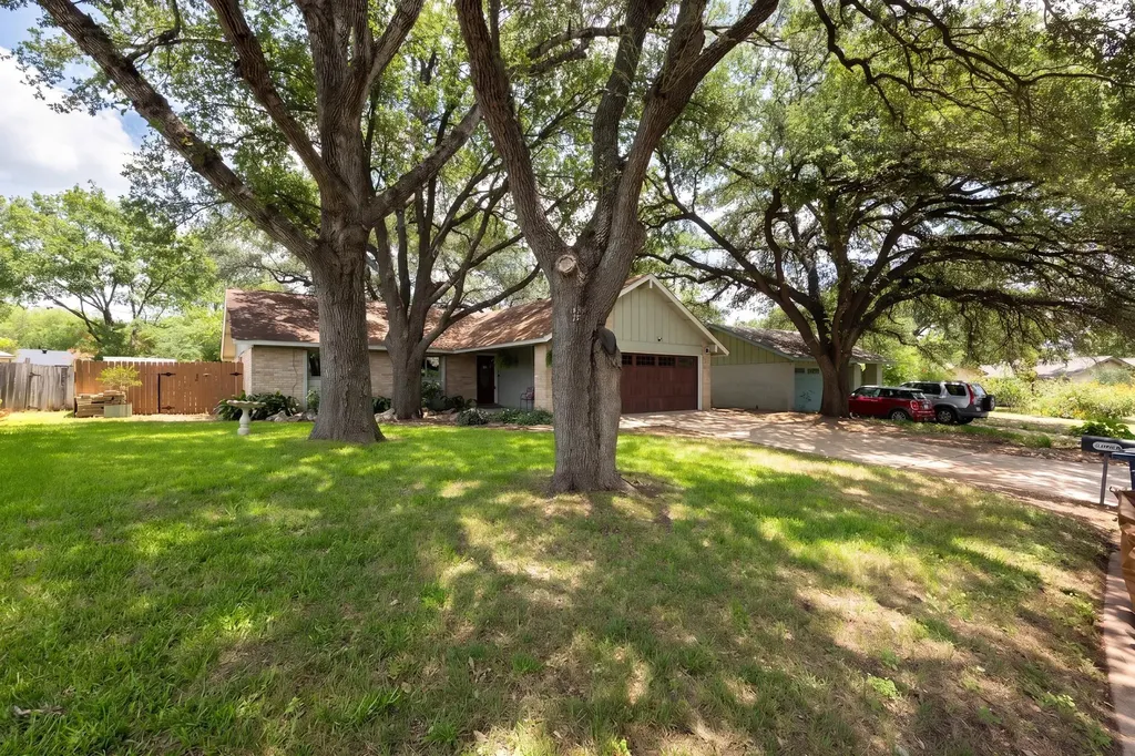 5109 Fort Mason Drive Austin TX 78745