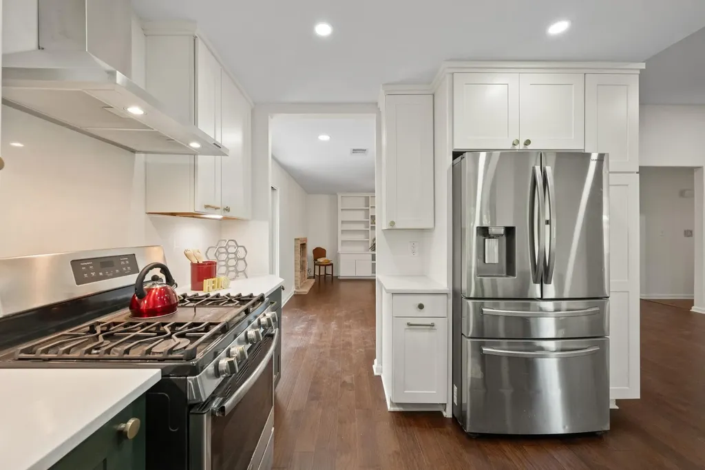 5109 Fort Mason Drive Austin TX 78745