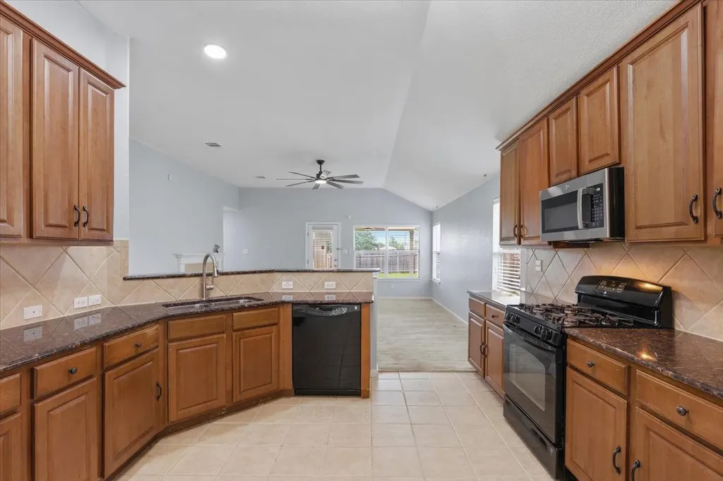 17812 Masi Loop Pflugerville TX 78660