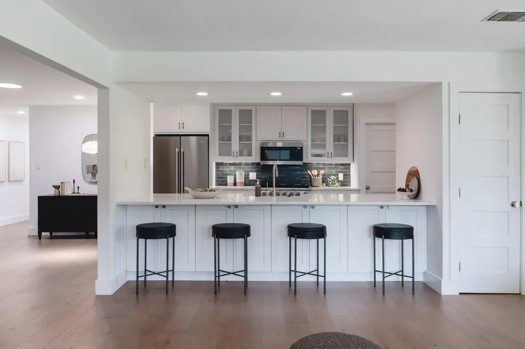 2902 Skylark Drive Austin TX 78757