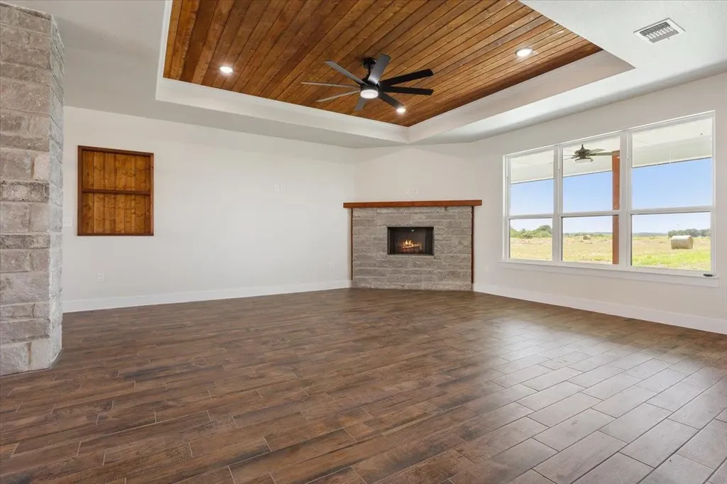 18085 Round Hall Road Holland TX 76534