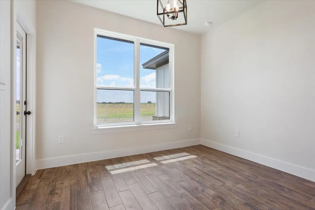 18085 Round Hall Road Holland TX 76534