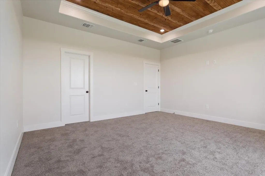 18085 Round Hall Road Holland TX 76534