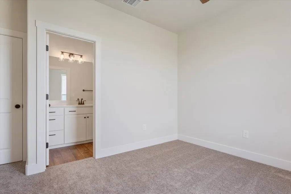 18085 Round Hall Road Holland TX 76534