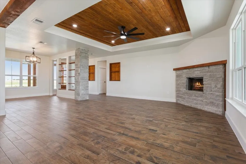 18085 Round Hall Road Holland TX 76534