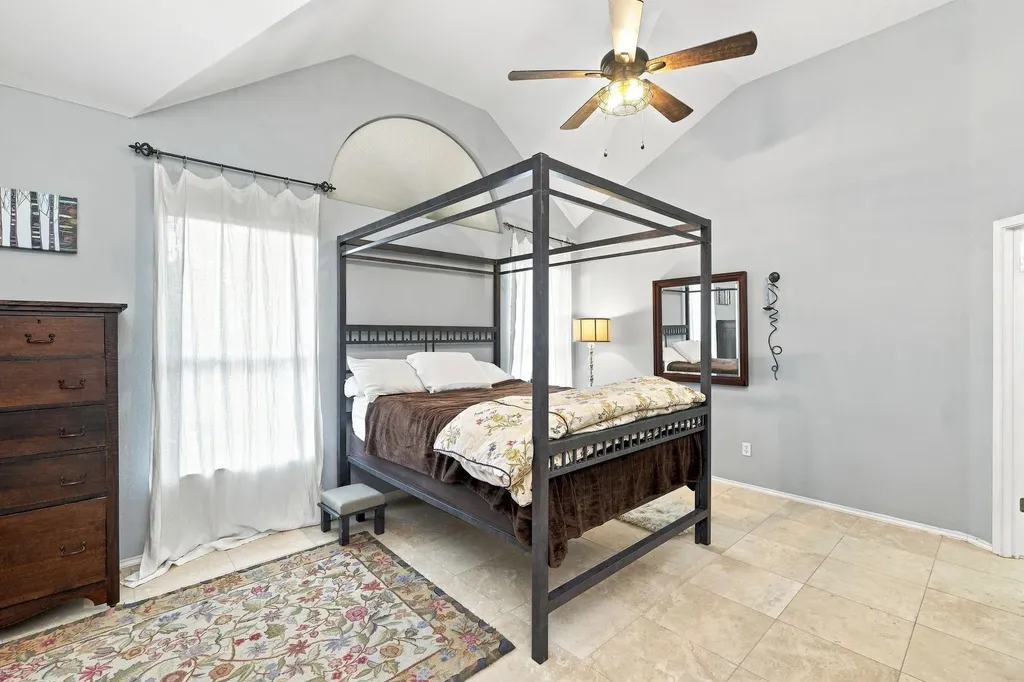 302 N Carriage Hills Drive Georgetown TX 78626