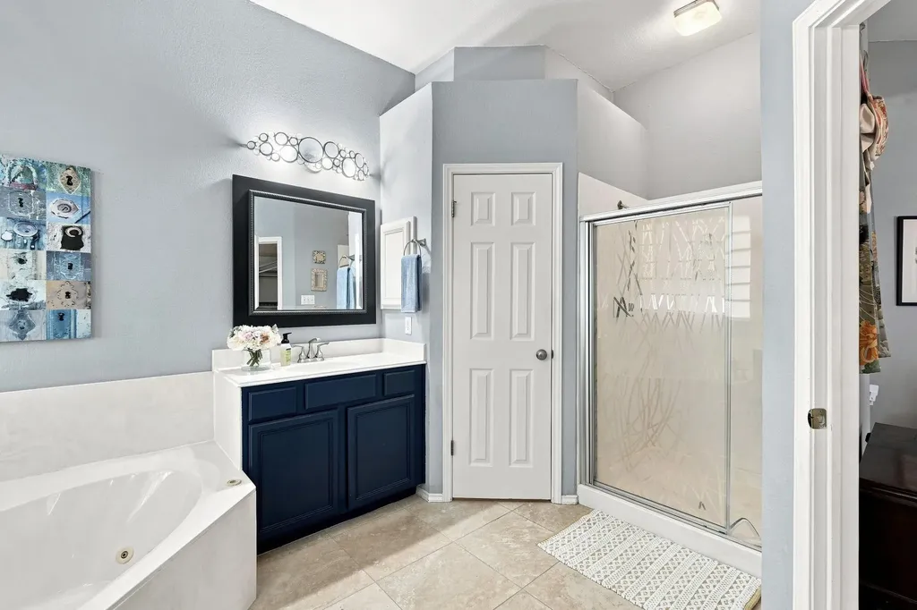 302 N Carriage Hills Drive Georgetown TX 78626