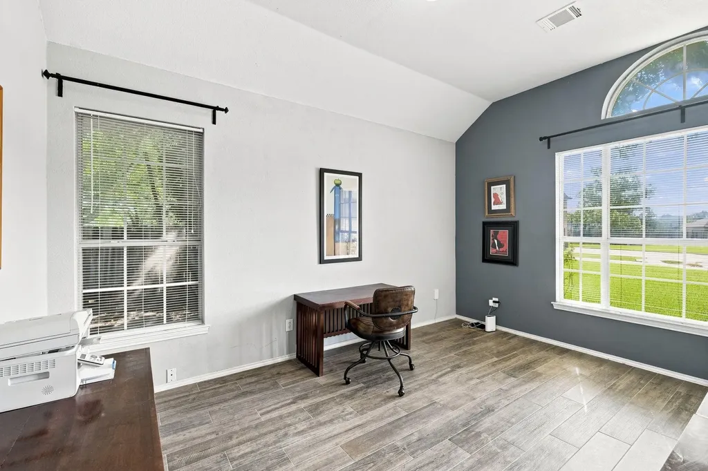 302 N Carriage Hills Drive Georgetown TX 78626