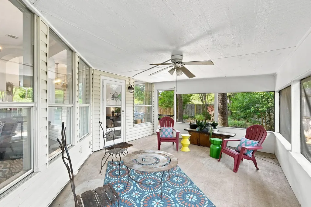 302 N Carriage Hills Drive Georgetown TX 78626