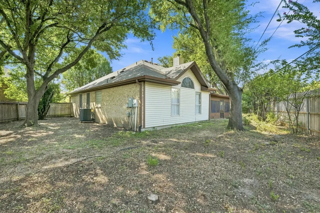302 N Carriage Hills Drive Georgetown TX 78626