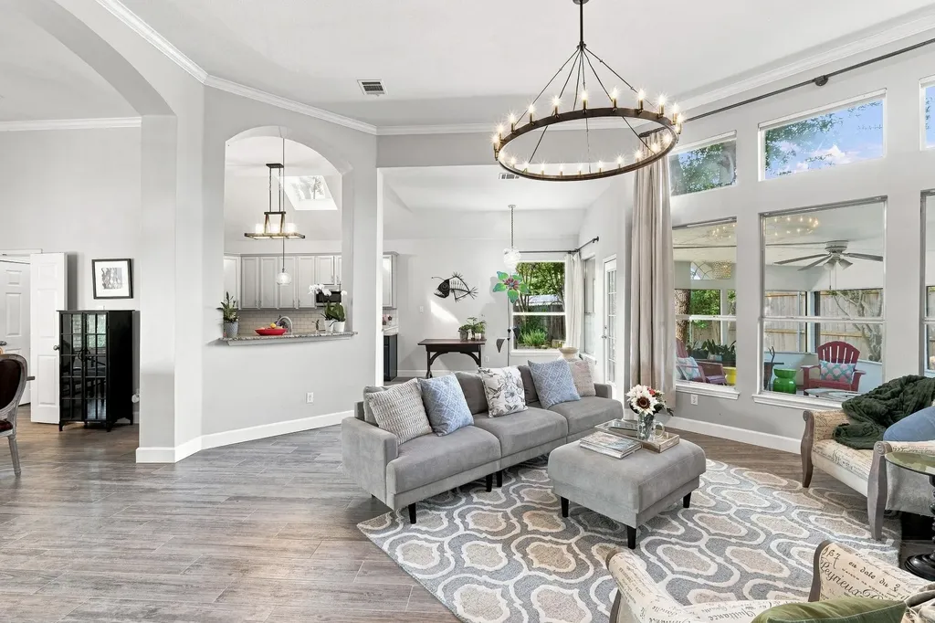 302 N Carriage Hills Drive Georgetown TX 78626